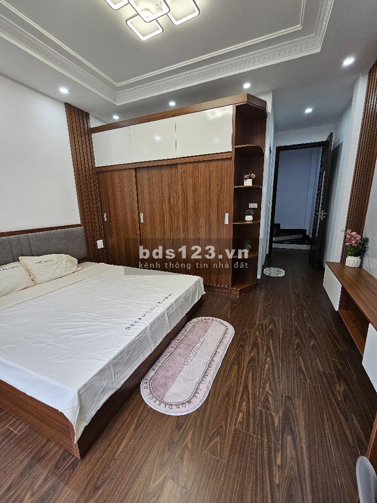 Nhà cực đẹp, ngõ thông ô tô, full nội thất cực chất
