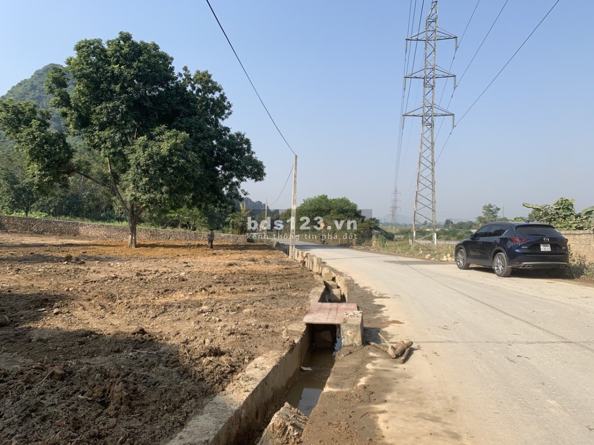 Chuyển nhượng gấp 1580m2 đất ở tại Liên Sơn, Lương Sơn, Hòa Bình