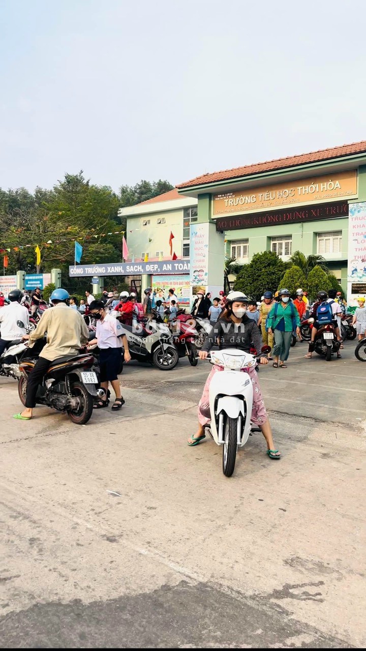 Cần bán gấp 2 dãy nhà trọ tại KCN Bình Dương vị trí đẹp, dân đông, vị trí thuận lợi cho KD buôn bán