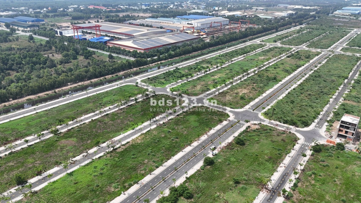 Gấp!!! Cần Bán Đất Nền Khu Đô Thị Đức Hòa Sát Bình Chánh Chỉ 1ty2 90m2