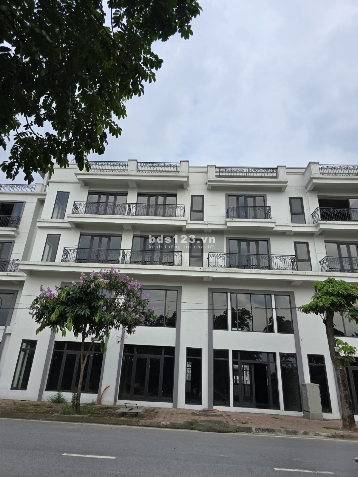 Bán đất Trâu Quỳ 103m2, MT 7m, hậu 15m, DT: 0986590193