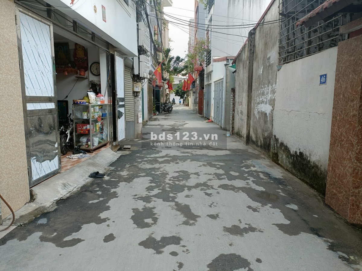 Cần Bán Nhà Miêu Nha Nam Từ Liêm 40m 5 Tâng MT 6m rộng 2,3 tỷ ngõ thông 2 Mặt Thoáng Ôtô Đỗ Cửa