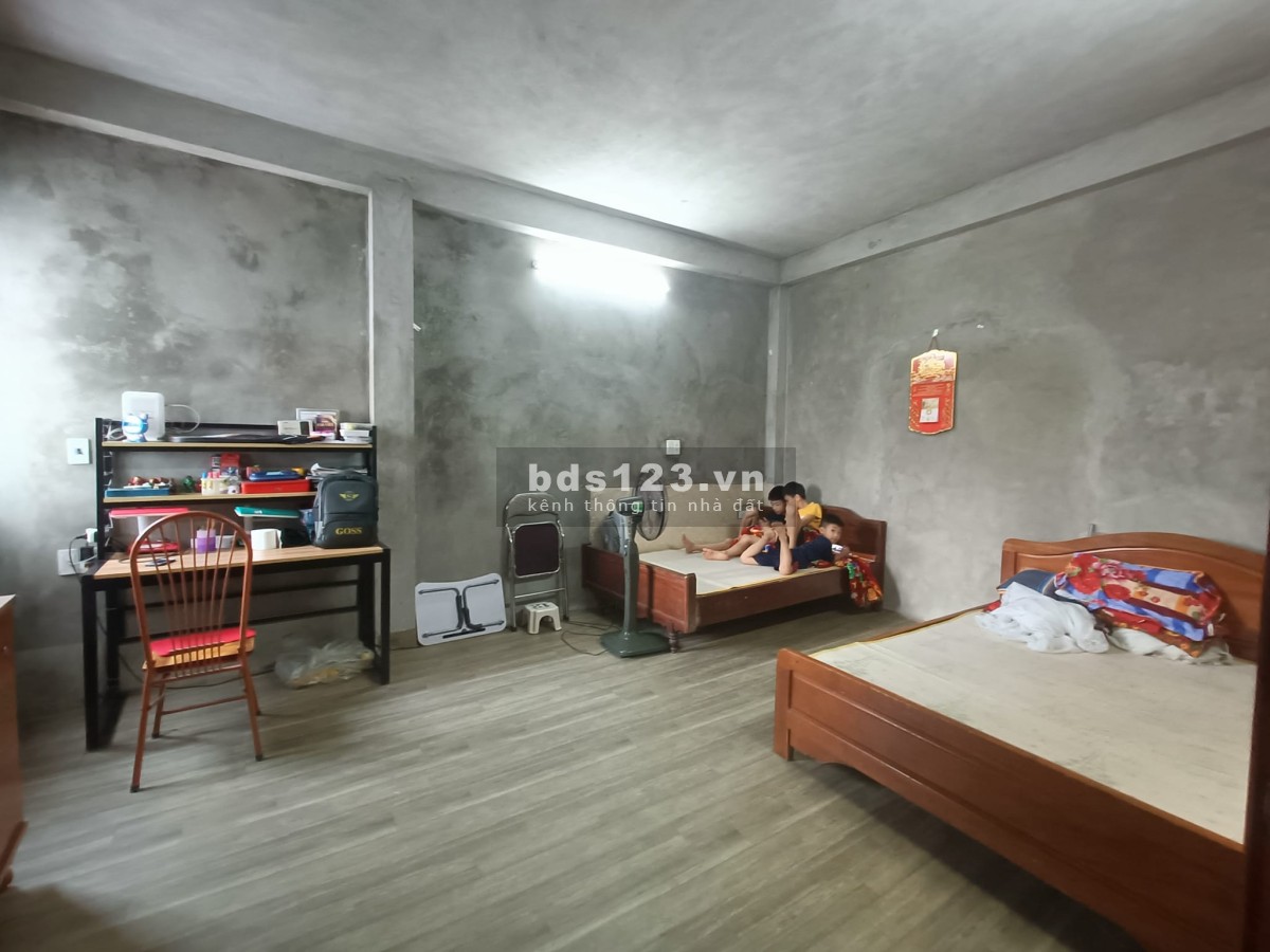 Cần Bán Nhà Miêu Nha Nam Từ Liêm 40m 5 Tâng MT 6m rộng 2,3 tỷ ngõ thông 2 Mặt Thoáng Ôtô Đỗ Cửa