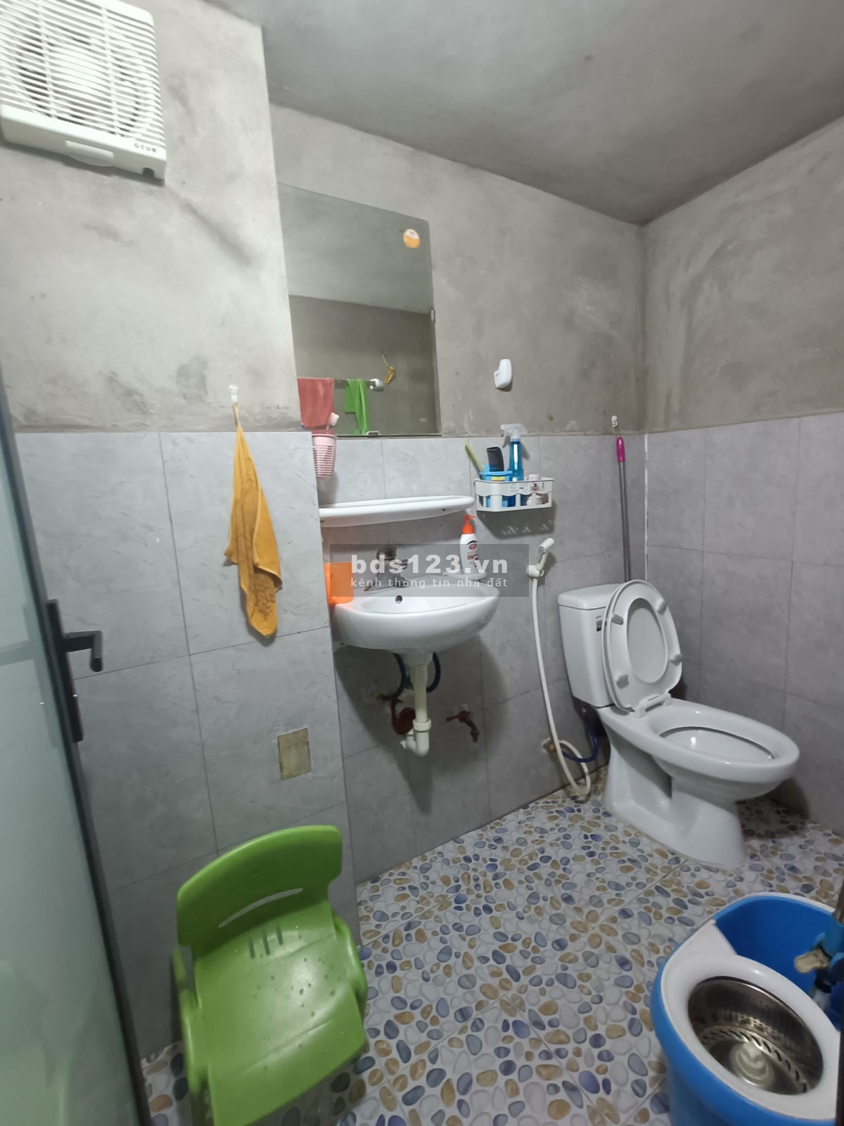 Cần Bán Nhà Miêu Nha Nam Từ Liêm 40m 5 Tâng MT 6m rộng 2,3 tỷ ngõ thông 2 Mặt Thoáng Ôtô Đỗ Cửa