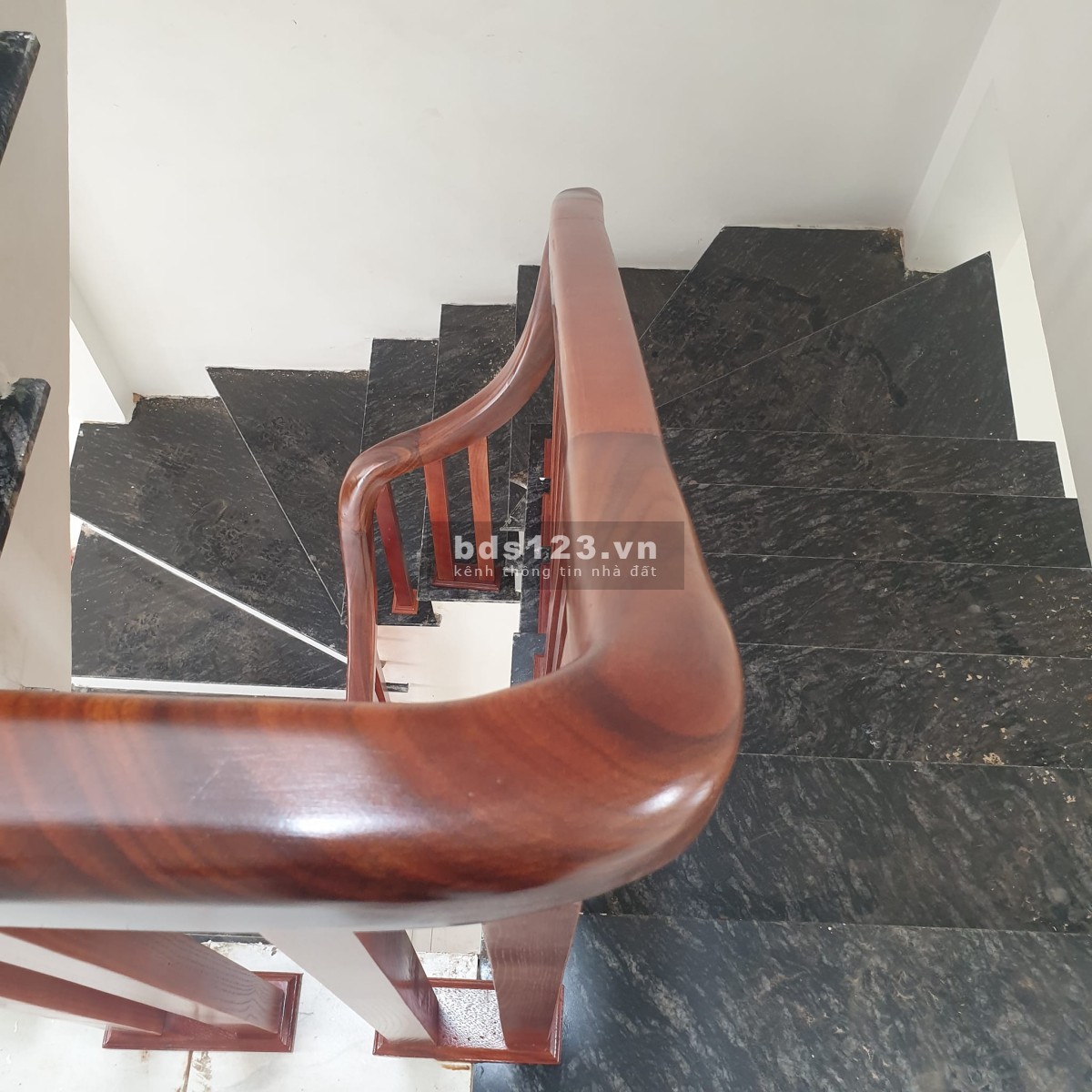 2 tỷ 200 có ngay khẩu Hà Nội.- Diện Tích: 40m2- Thiết kế : 3,5 tầng
