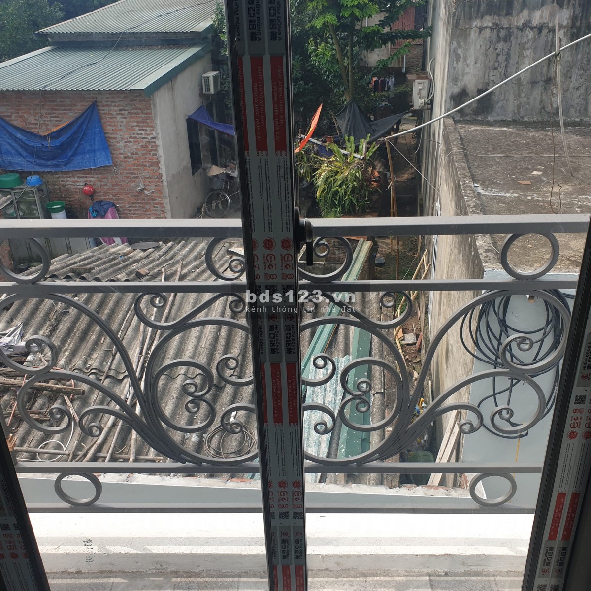 2 tỷ 200 có ngay khẩu Hà Nội.- Diện Tích: 40m2- Thiết kế : 3,5 tầng