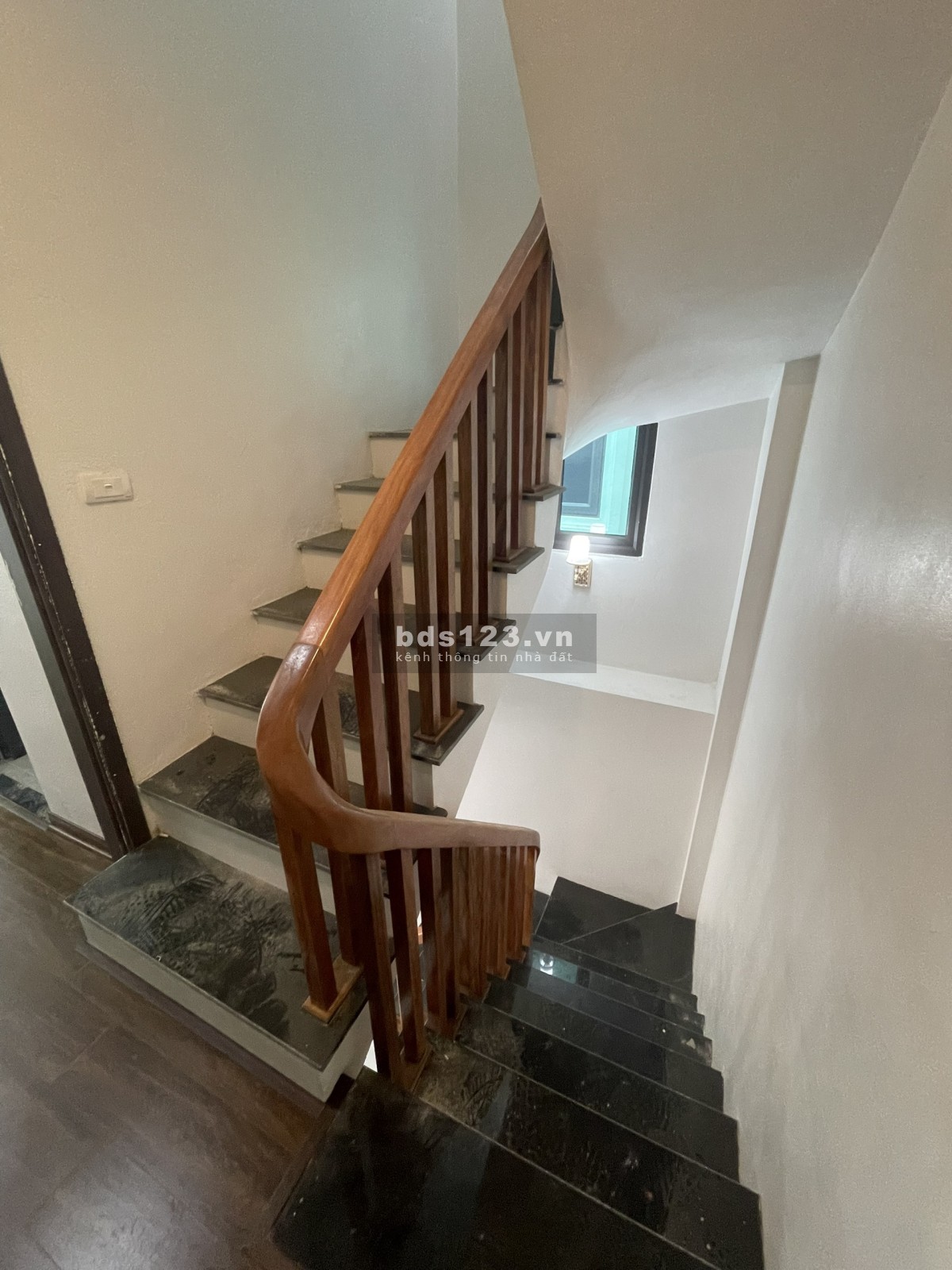Bán nhà 4.5 Tầng 30m2 đã hoàn thiện đường Biên Giang quận Hà Đông