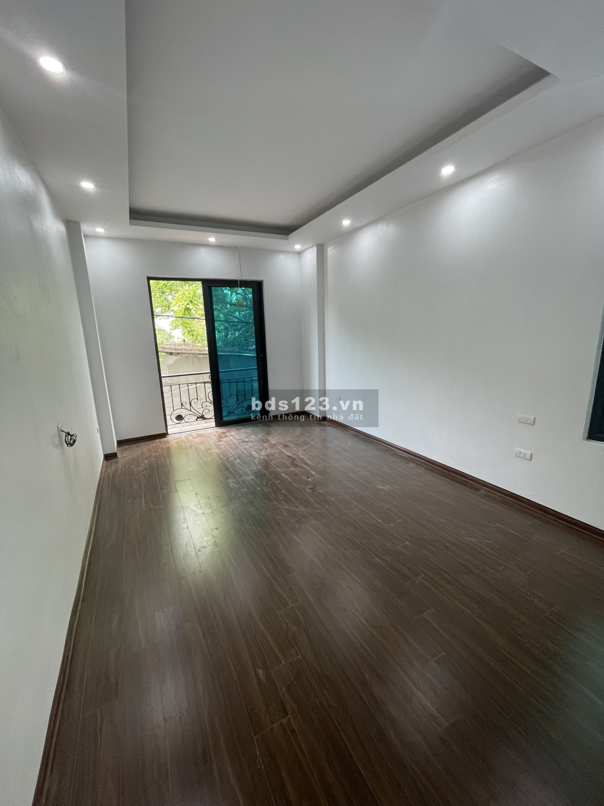Bán nhà 4.5 Tầng 30m2 đã hoàn thiện đường Biên Giang quận Hà Đông