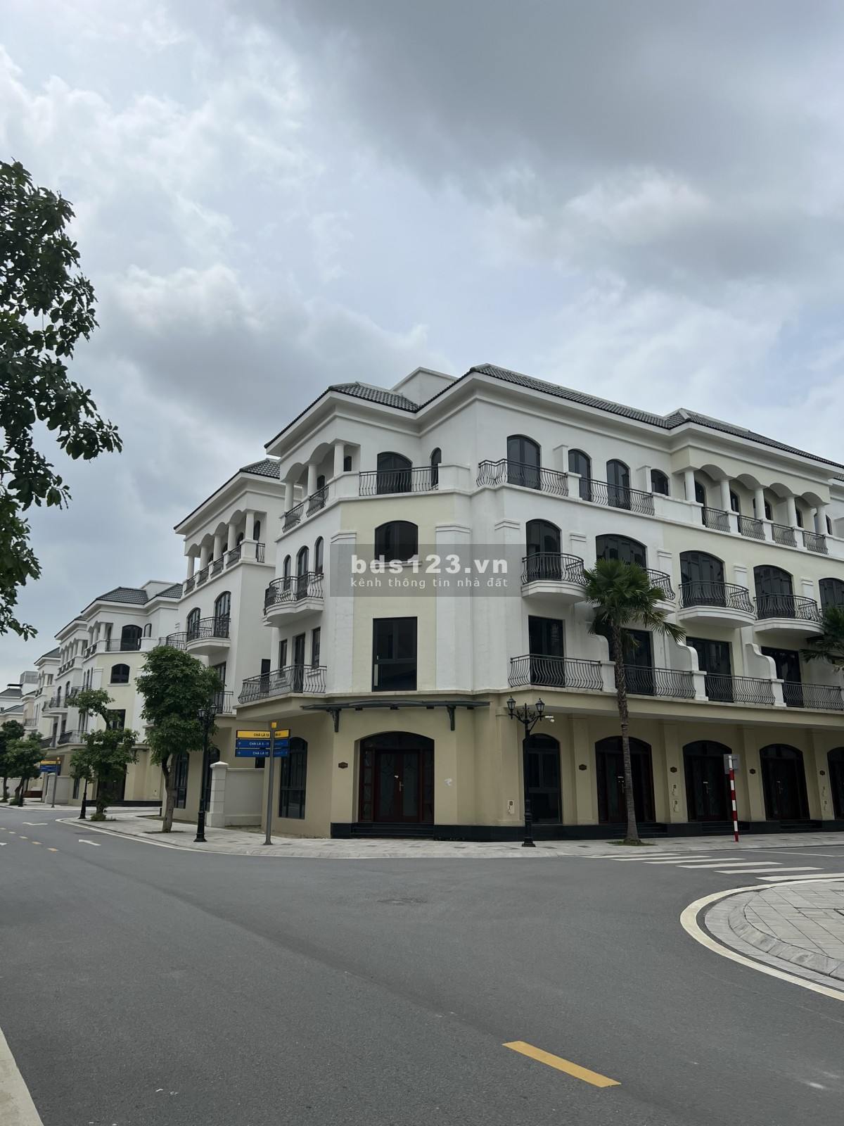 Bán LK góc CL12 cạnh nội khu, đơn giá mềm nhất Vinhomes OCP2 giá 11,8 tỷ