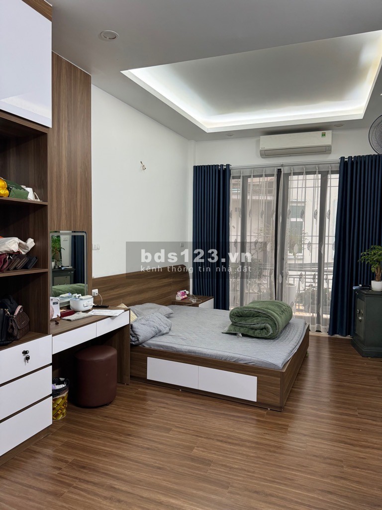 BÁN Gấp Nhà 5 Tầng Mới Đẹp Phố Bạch Mai, DT70m, Ngõ Thông, Kinh Doanh, Ô Tô, Thang Máy, Chào 13.5 Tỷ