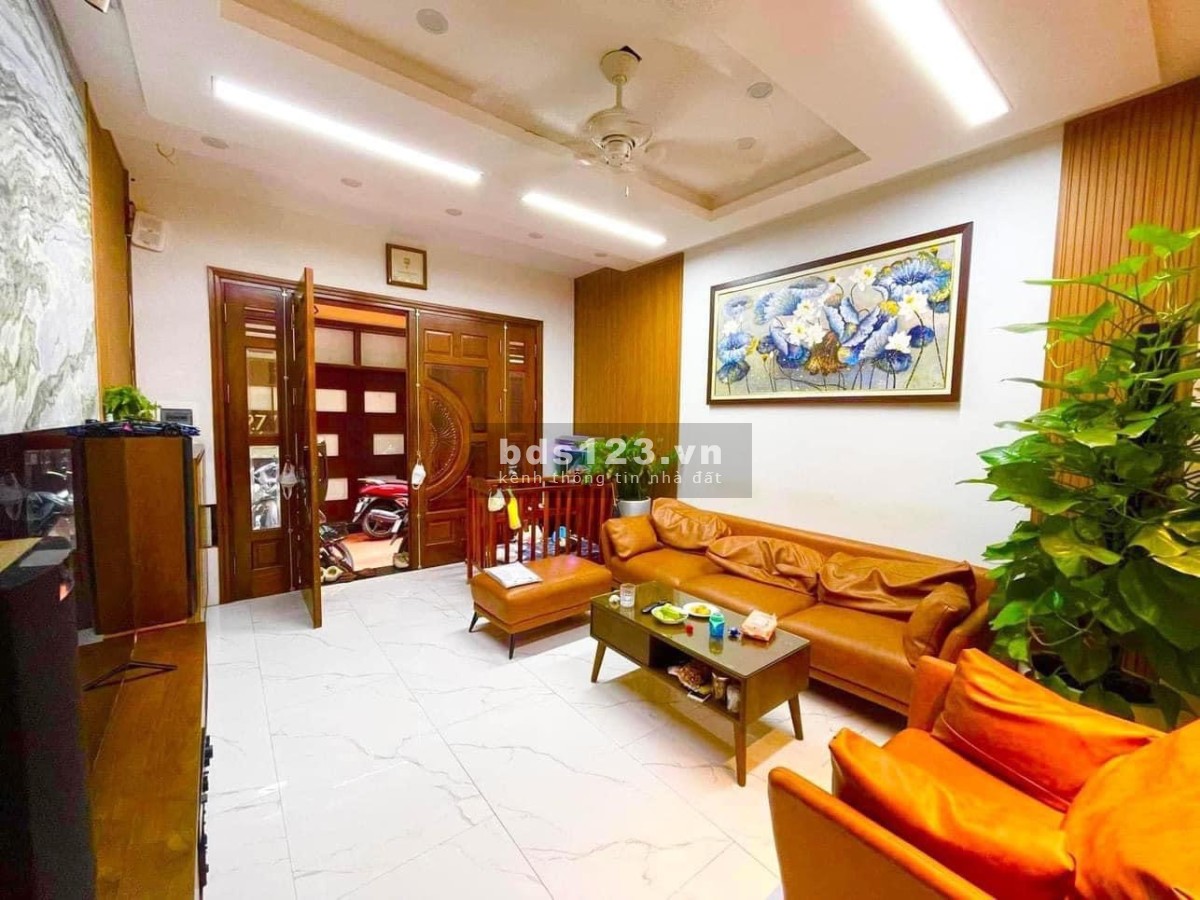 Bán nhà đẹp Ba Đình 6,5 tỷ 48m2 nhà nội thất siêu mới( siêu phẩm)