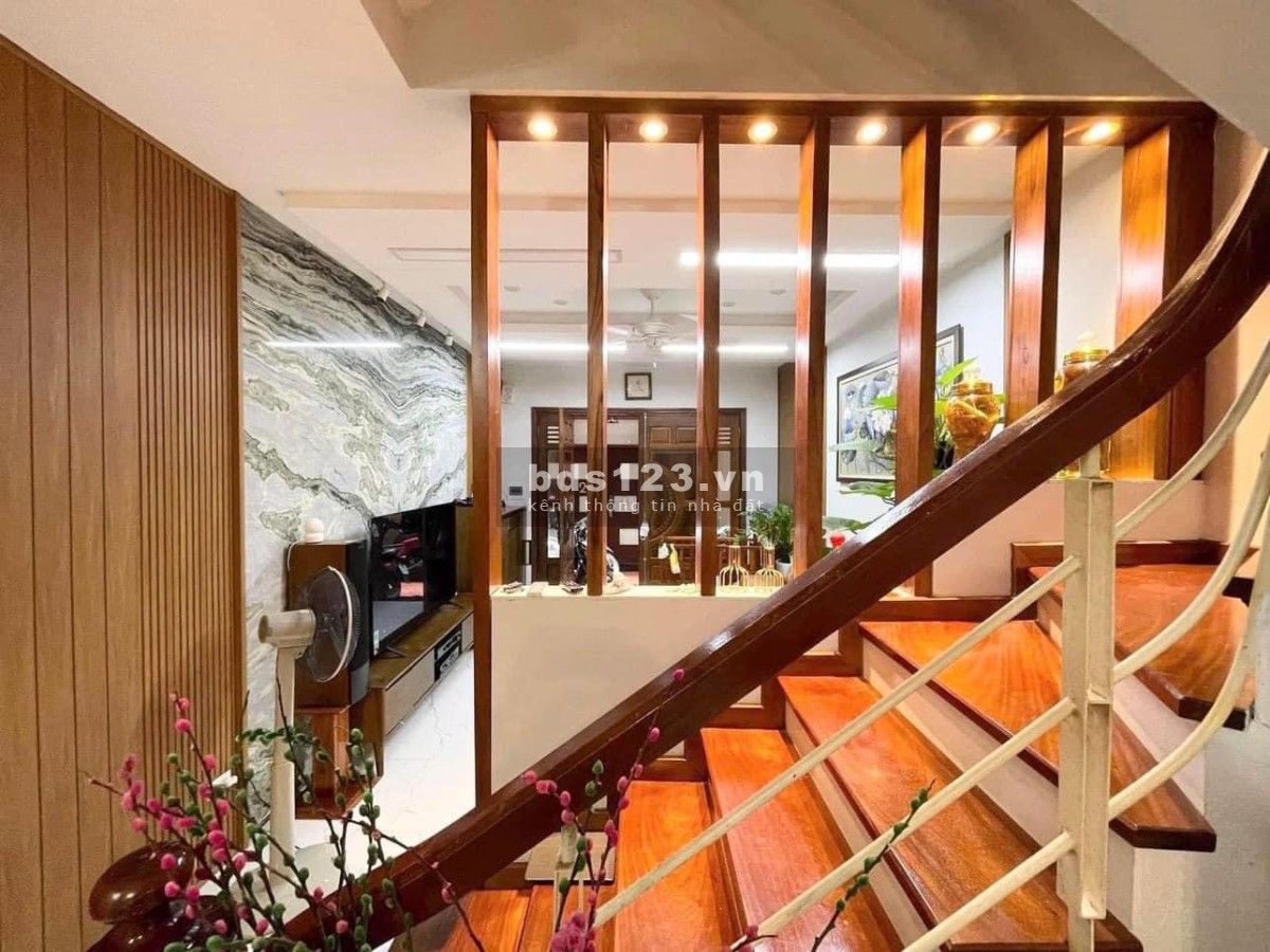 Bán nhà đẹp Ba Đình 6,5 tỷ 48m2 nhà nội thất siêu mới( siêu phẩm)