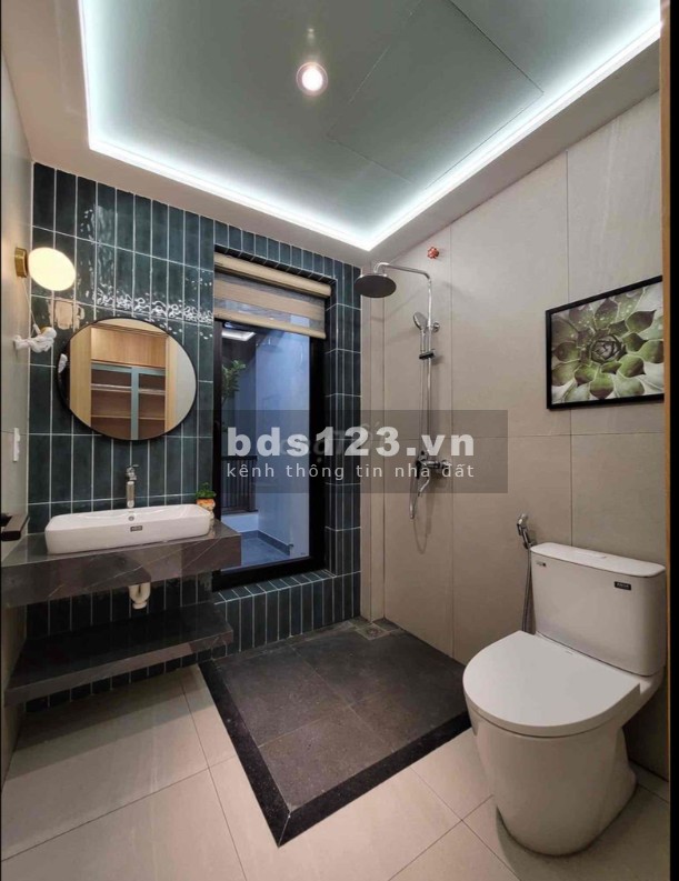 Chính chủ cần bán gấp nhà 4 Tầng 4 mê full nội thất tại Hòa Cường Bắc, Hải Châu