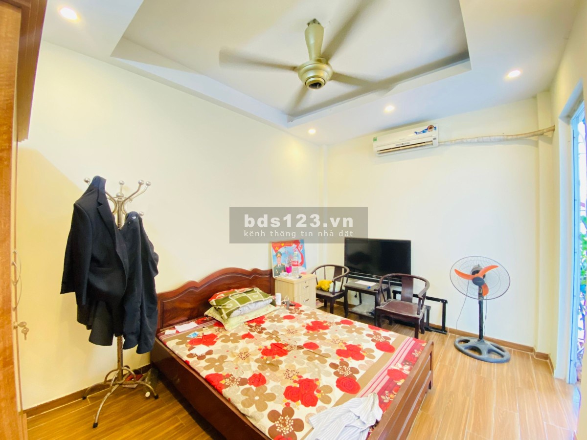 Bán nhà đẹp Trương Định, nở hậu, ngõ kinh doanh giá chỉ 5.5 tỷ