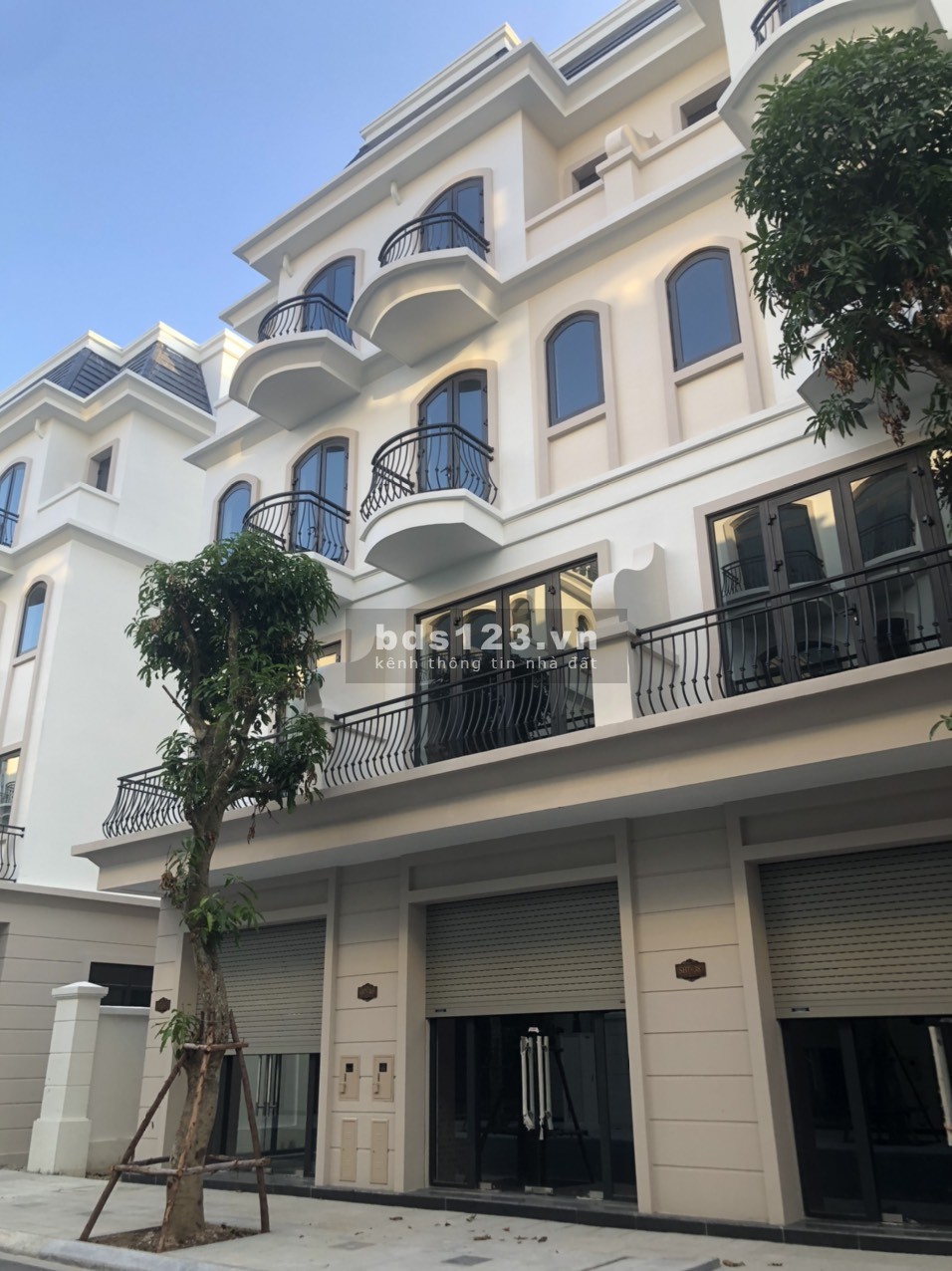 Cho thuê Quỹ căn Shophouse 60m2 vừa ở kết hợp kinh doanh, làm VP tại Vinhomes Ocean Park 2 giá 5tr5