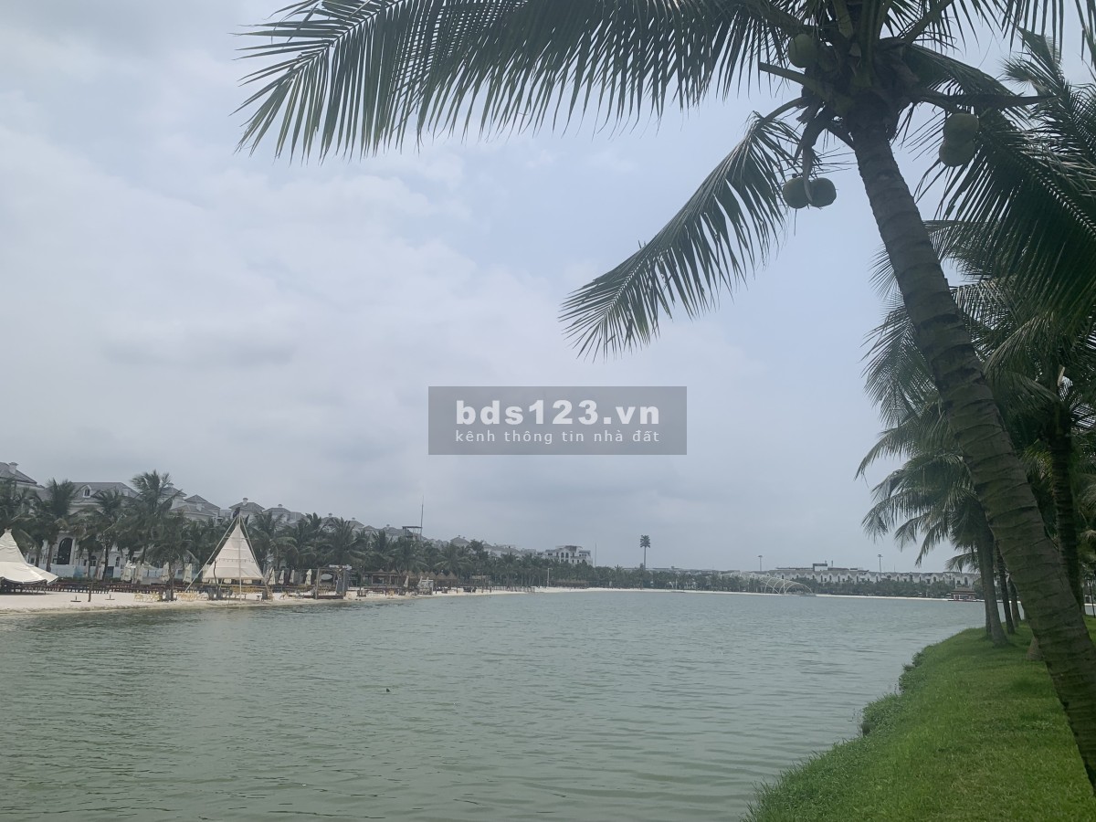 Rẻ nhất bt liền kề Ngọc Trai đảo lớn gần góc-70,8m2-giá 16,x tỷ bao phí Vinhomes Ocean Park Gia Lâm