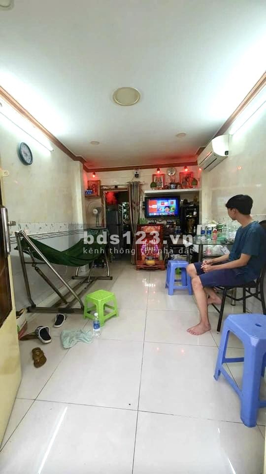 Nhà 2tỷ150  hẻm 3m đường Bình Đông P14 Q8, 3.1m x 10m. 1 trệt, 1 lầu