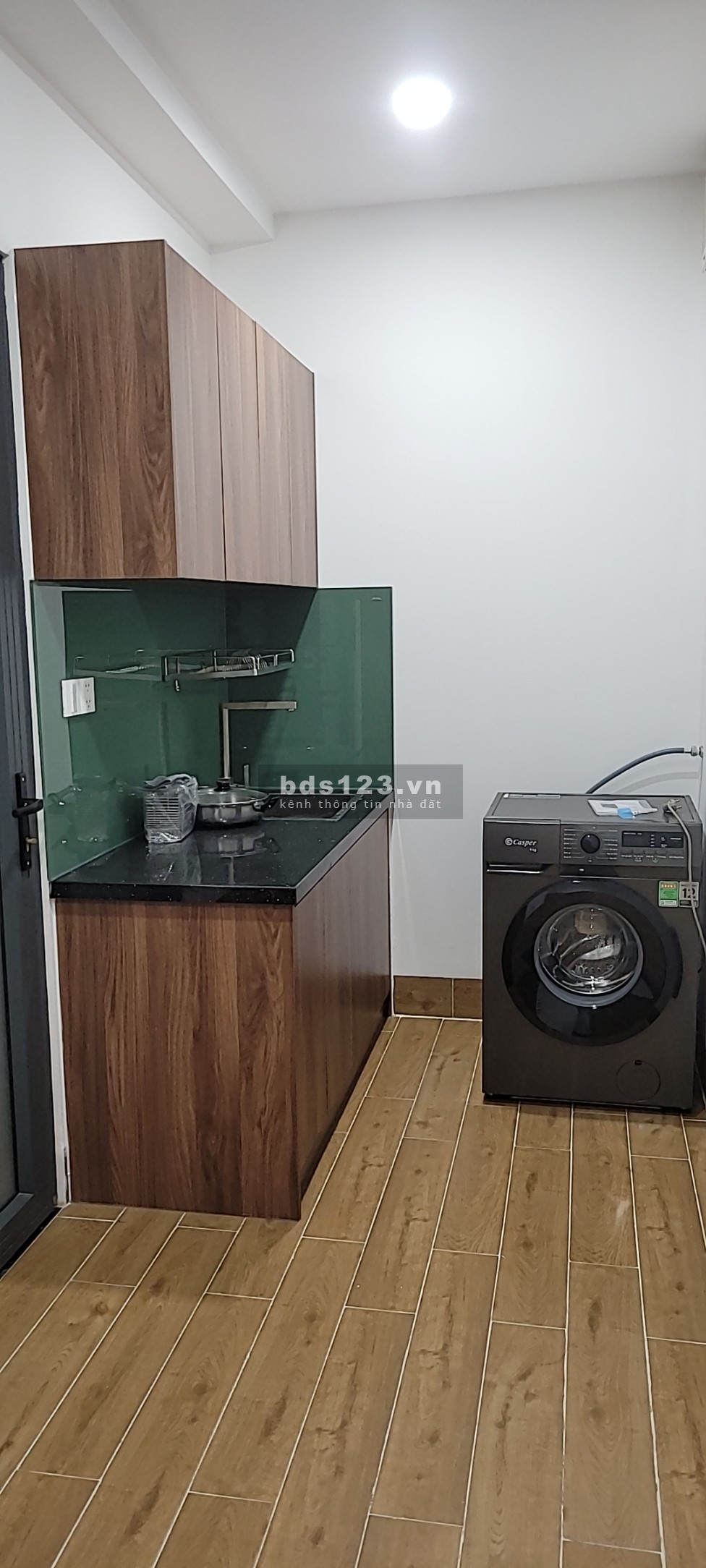 Cho thuê mặt bằng & căn hộ dịch vụ ở Nguyễn Thượng Hiền P6 Bình Thạnh