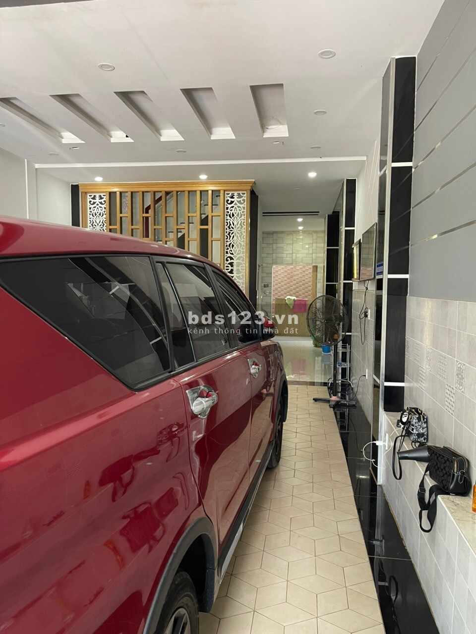 Bán nhà nghỉ mặt tiền đường 16m. Khu dân cư Phong Phú 4 Bình Chánh. Tặng giấy phép kinh doanh. 100m2