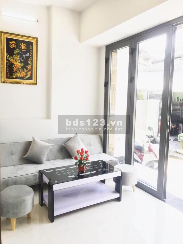 Bán nhà 2 tầng 80m2 cách mặt tiền Nguyễn Hữu Trí, Bình Chánh cách chợ Đệm 400m, giá 750 tr