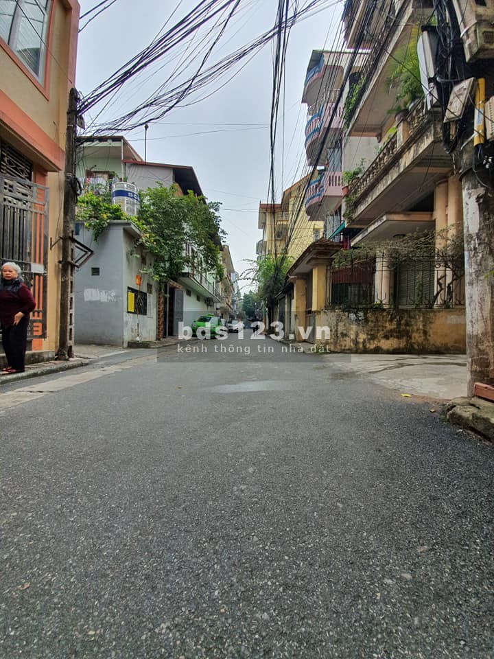 NHÀ PHỐ KIM GIANG, KHU CÁN BỘ, LÔ GÓC THOÁNG, Ô TÔ ĐỖ CỬA, 5 TẦNG 6.85 TỈ