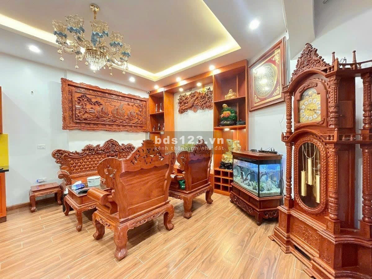 Ô TÔ NHỎ QUA NHÀ - NGÕ THÔNG - VỊ TRÍ CỰC ĐẸP - 5M Ô TÔ TRÁNH NHAU - NHÀ MẶT TIỀN RỘNG