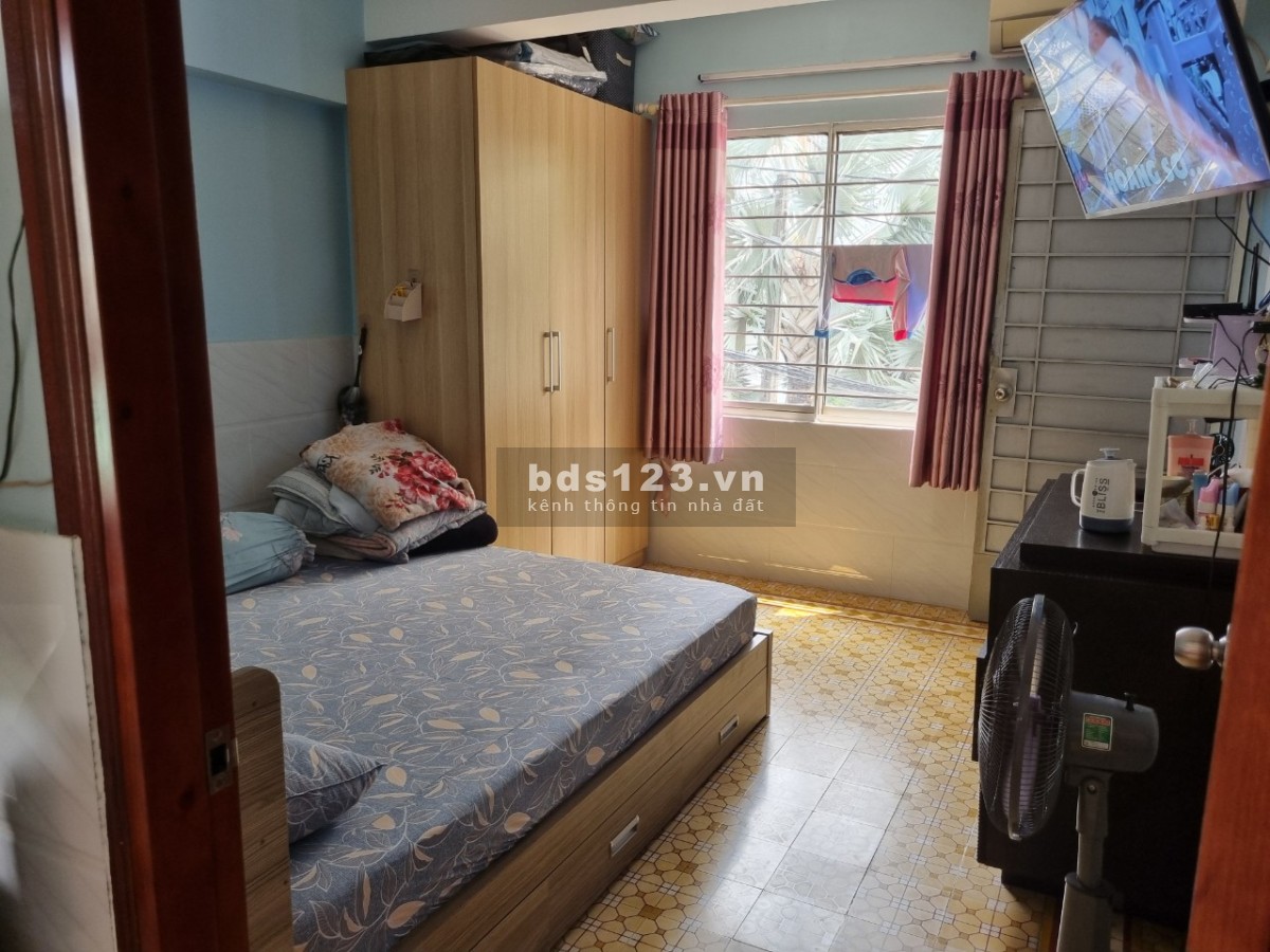 Bán căn hộ 43m2 tầng 1 CC Phước Long, căn 202 đường số 672 TP Thủ Đức