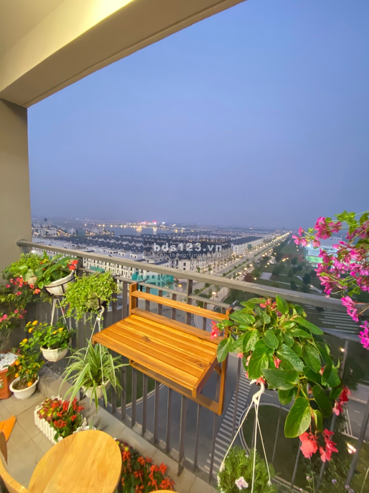 Cho thuê căn hộ 2PN2 view đẹp như tranh vẽ - Giá đúng - Vinhomes Ocean Park