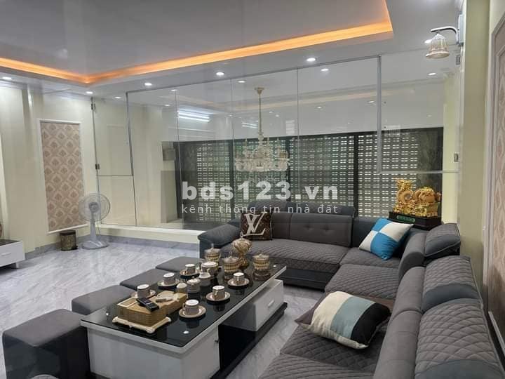 Bán Nhà Kinh Doanh VP Kim Ngưu, Hai Bà Trưng 83m, 7 tầng, mt 5.8m, giá 17.8 tỷ.