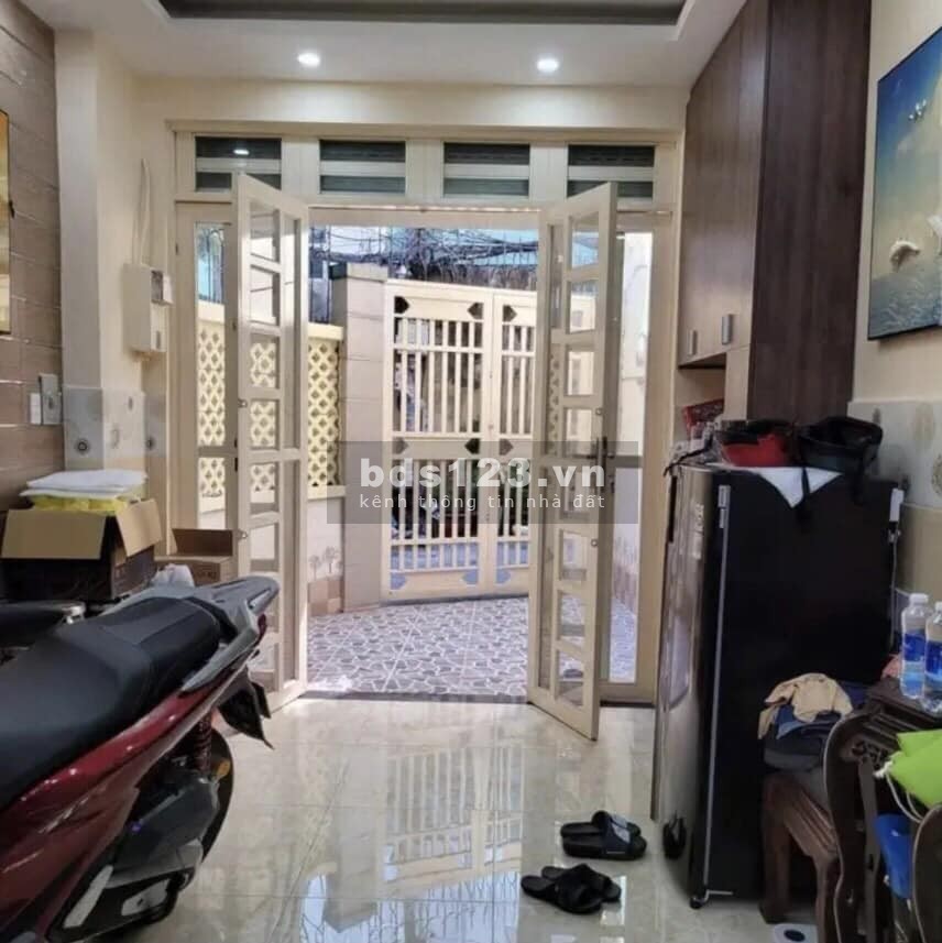 Bán nhà chính chủ Điện Biên Phủ Q10. 47M. 3 tầng nở hậu, 3PN, 8.1 tỷ