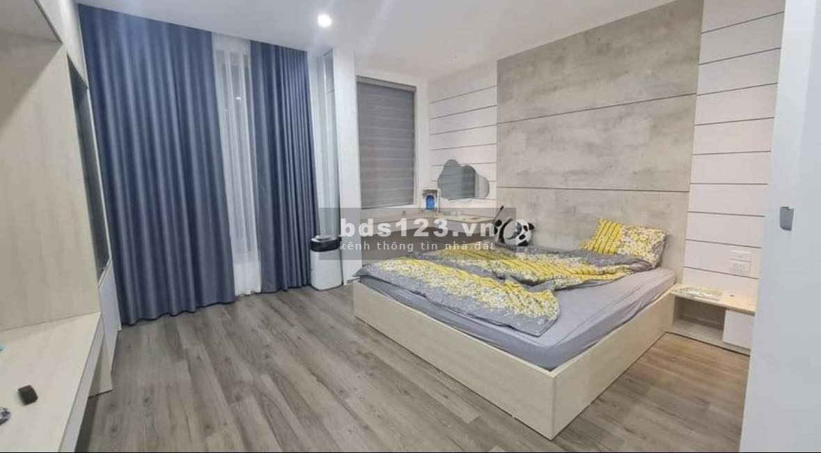 BÁN NHÀ HOÀNG QUỐC VIỆT XÂY MỚI OTO LÔ GÓC 45M CHỈ 5 TỶ