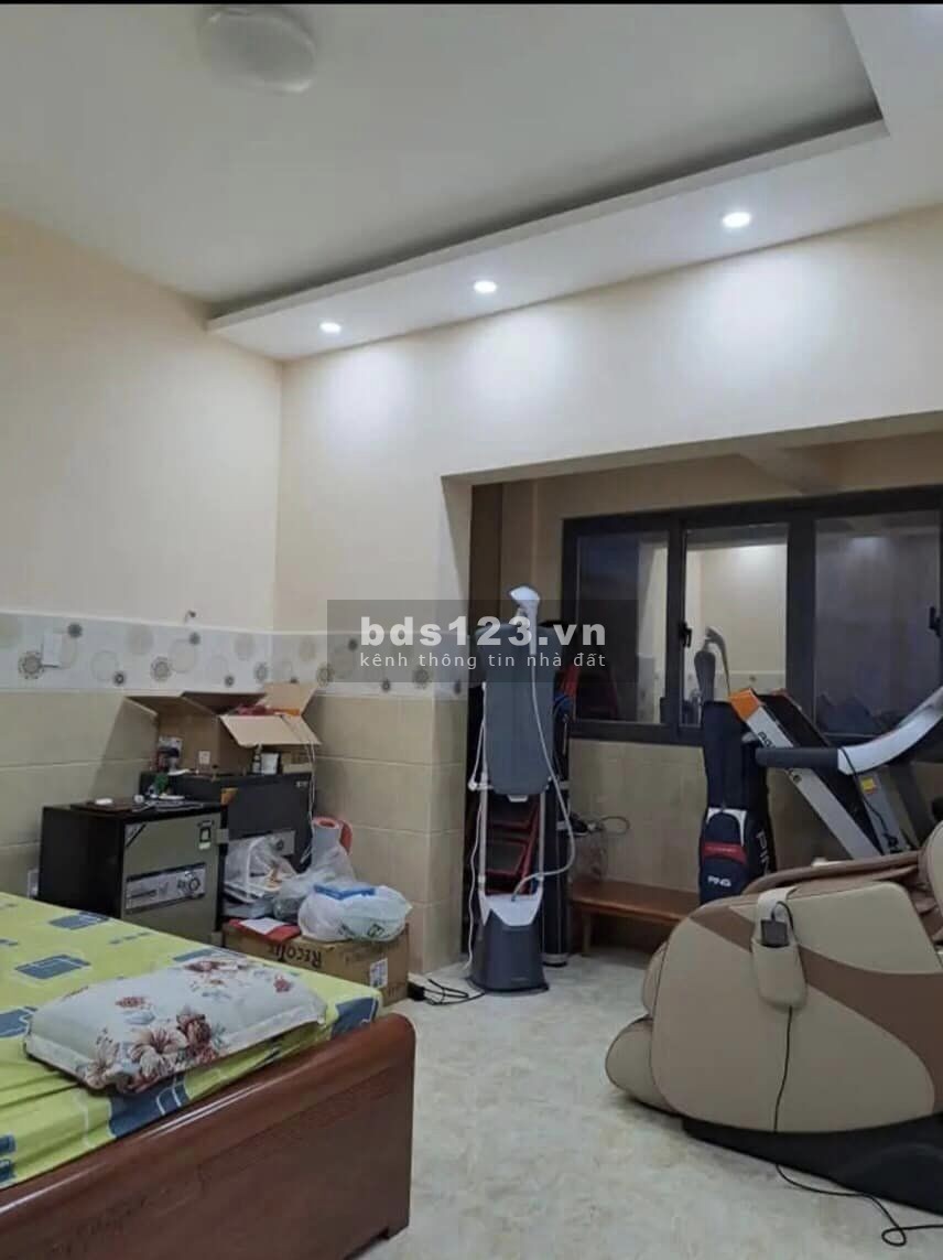 Bán nhà chính chủ Điện Biên Phủ Q10. 47M. 3 tầng nở hậu, 3PN, 8.1 tỷ