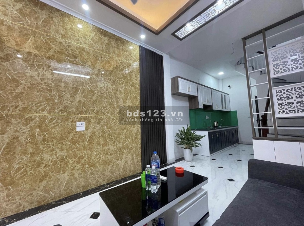 Chính chủ cần bán nhà ngõ 79 Cầu Giấy - Ngõ thông, kinh doanh mặt ngõ