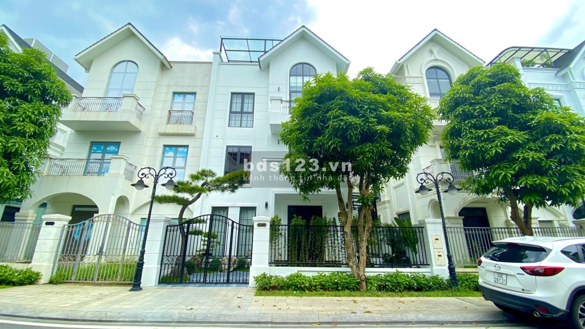 Bán nhanh biệt thự song lập San Hô 150m2 sát hồ giá 27 tỷ Vinhomes Ocean Park Gia Lâm Hà Nội