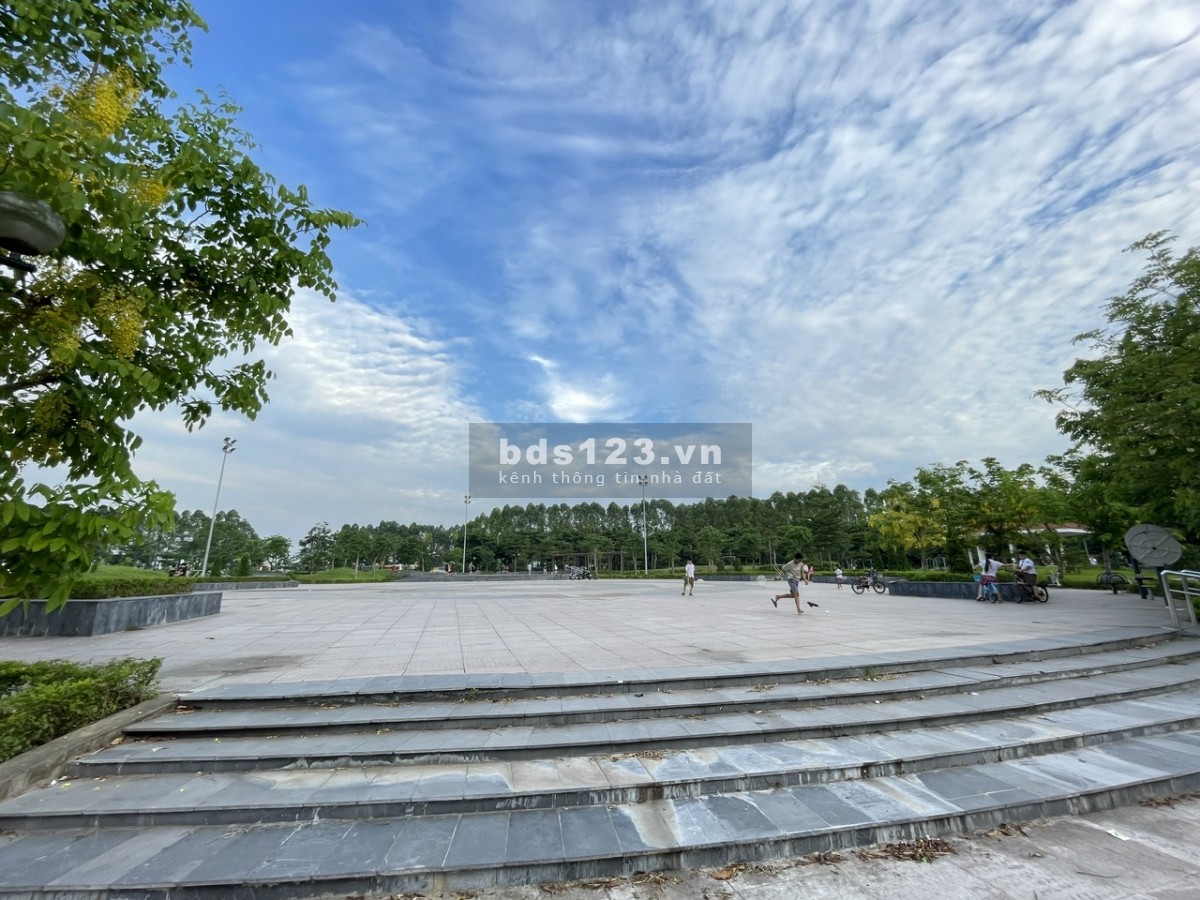 BÁN NHÀ XÂY MỚI XUÂN ĐỖ - 1 BƯỚC RA Ô TÔ - 2 BƯỚC CÔNG VIÊN - CHỢ - LÔ GÓC - 55M2 4 TẦNG - 5.98 TỶ