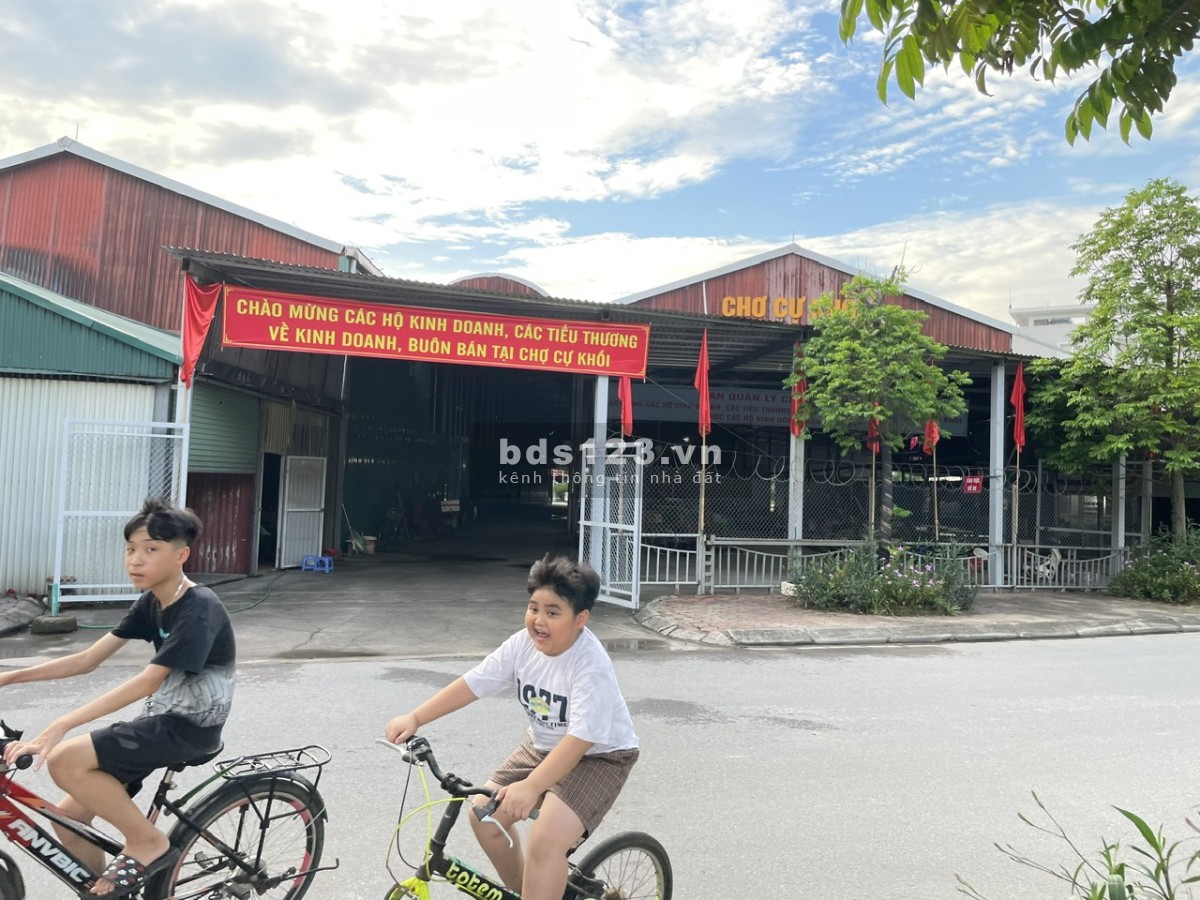 BÁN NHÀ XÂY MỚI XUÂN ĐỖ - 1 BƯỚC RA Ô TÔ - 2 BƯỚC CÔNG VIÊN - CHỢ - LÔ GÓC - 55M2 4 TẦNG - 5.98 TỶ
