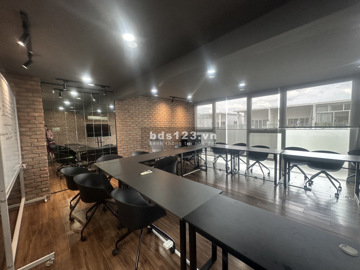 VIP!!Cho thuê shophouse saritown Sala làm văn phòng chỉ 110tr/tháng bao thuế
