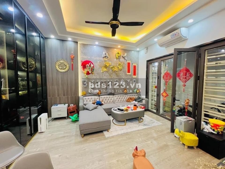 Bán nhà Ba Đình 5,9 tỷ 46m2 TT Ba Đình nhà mới