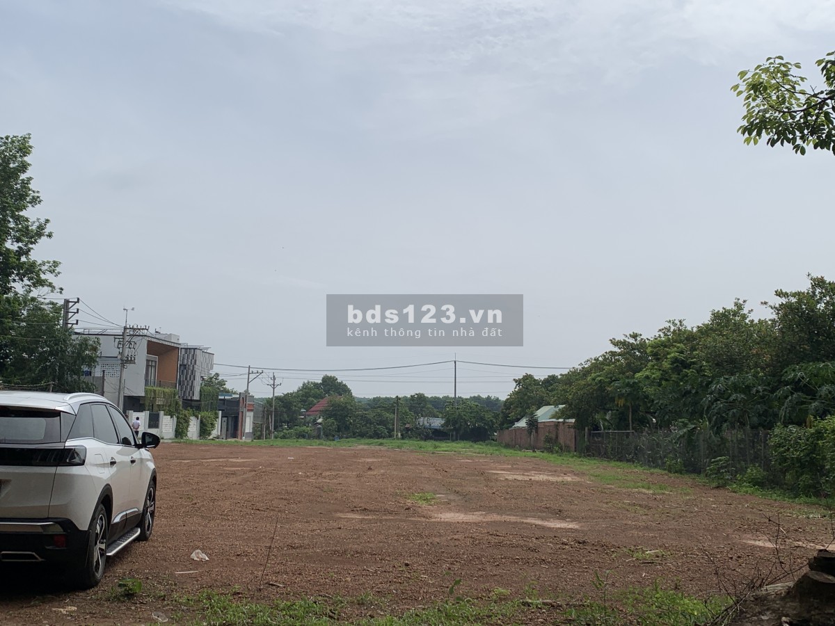 Chính chủ cần ra gấp đất ngay mặt đường QL14