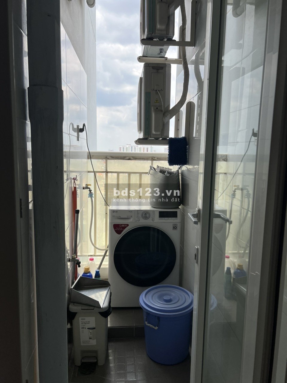Bán căn hộ góc, diện tích 92m2, 3PN, 2WC, đầy đủ nội thất tại chung cư Moscow Tower