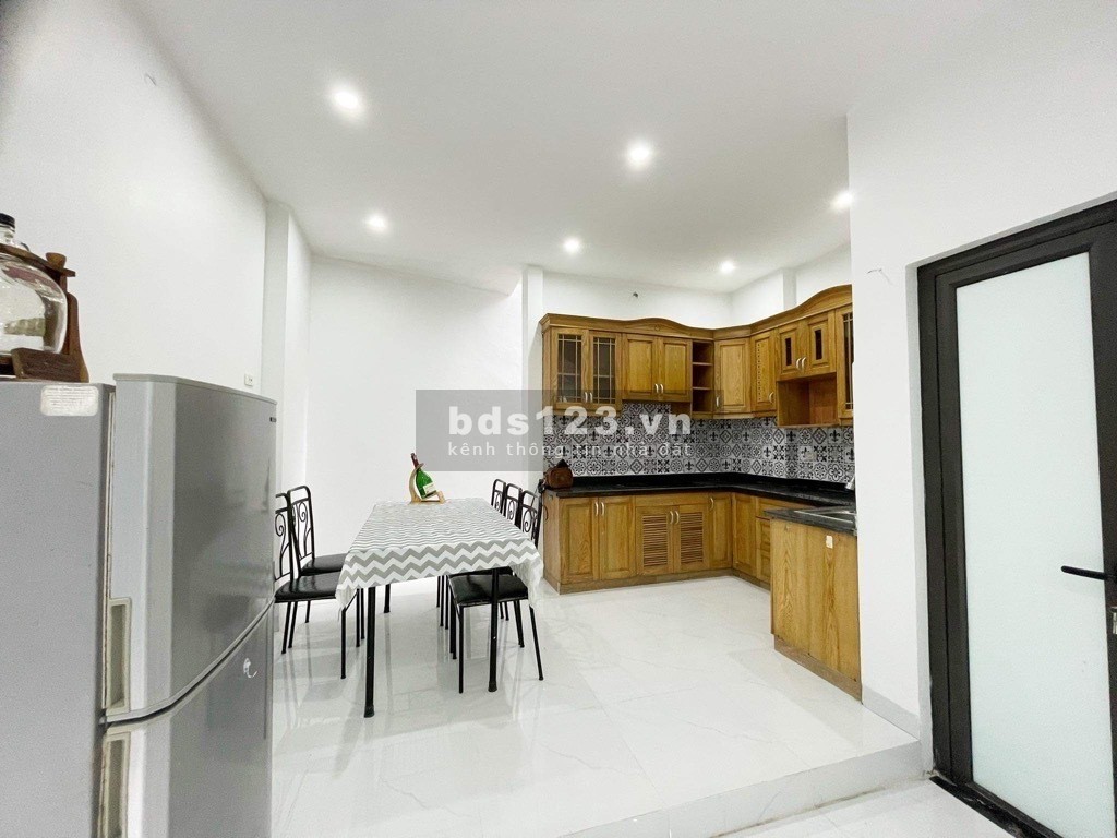 Bán nhà Nguyễn Khánh Toàn, Nội thất lung linh, Dòng Tiền tốt. 43m2, 6,98 tỷ.
