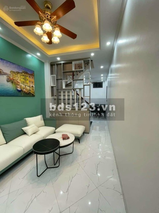 Bán nhà Đội Cấn Liễu Giai Ba Đình-lô góc 20m ra oto ,nhà dân xây chắc chắn, ở luôn 4 tỷ 8