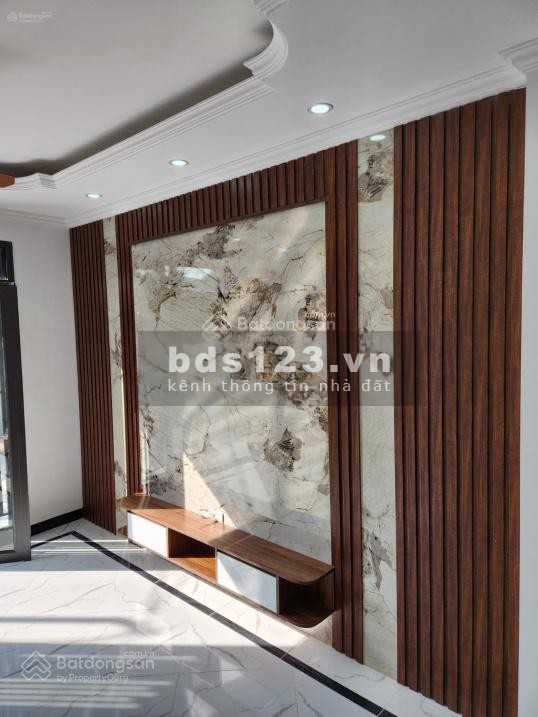 Còn đâu rẻ hơn khi sở hữu căn nhà 3 tầng, 50m2, Ôtô tới cửa , giá chỉ hơn 3 tỷ cách BX Yên Nghĩa 3km