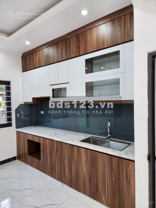 Còn đâu rẻ hơn khi sở hữu căn nhà 3 tầng, 50m2, Ôtô tới cửa , giá chỉ hơn 3 tỷ cách BX Yên Nghĩa 3km