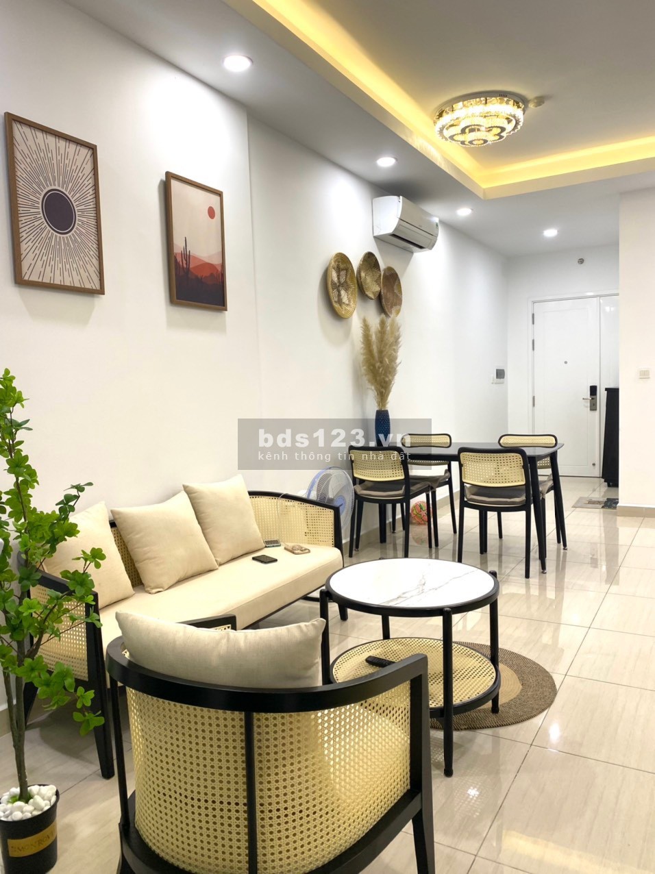 Bán gấp căn góc căn hộ 78m2 C/C Moonlight, Bình Tân