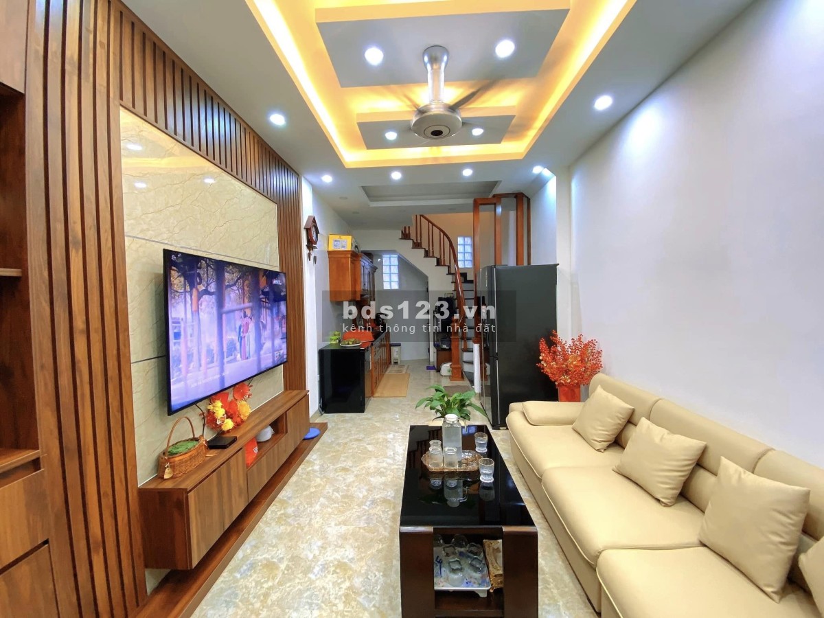 Bán Nhà Mỹ Đình 35m2 5Tầng Rộng 4m 4.8 Tỷ Trương Cấp 1,2 Đường Mỹ Đình Phạm Hùng Đình Thôn