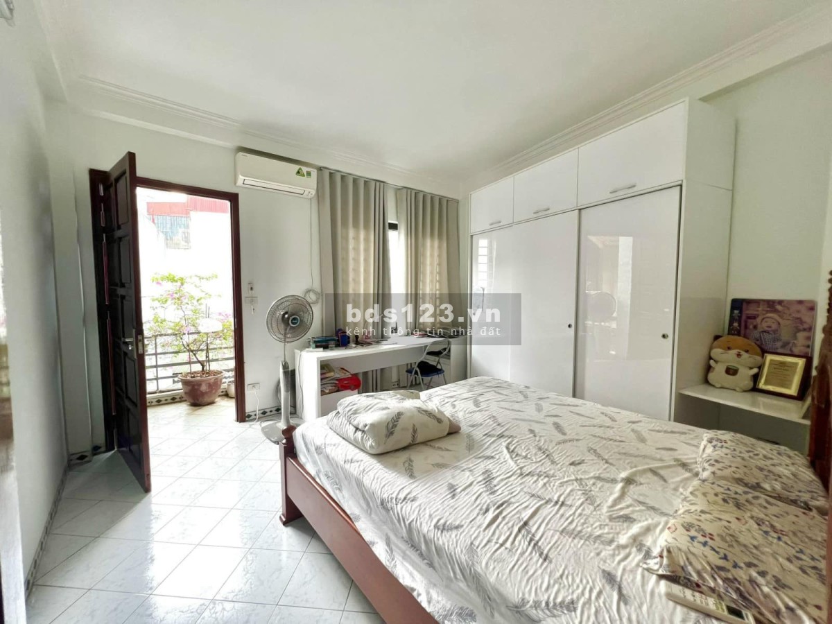 Hạ chào! Dương Khuê, nhà thiết kế cực đẹp, khu dân trí cao, 5m ra Ô TÔ tránh, 52 m, chỉ 8,5 tỷ