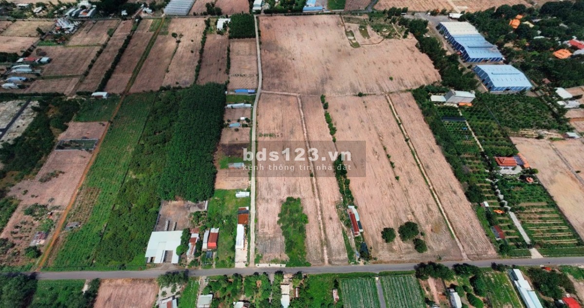 Chủ bán lô đất 154m2/tc 100m2 (5x30)Phú mỹ, cách trục đường chính QH 30m