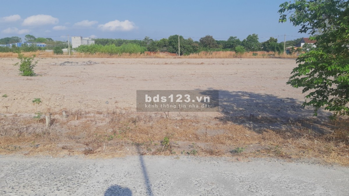 Chủ bán lô đất 154m2/tc 100m2 (5x30)Phú mỹ, cách trục đường chính QH 30m