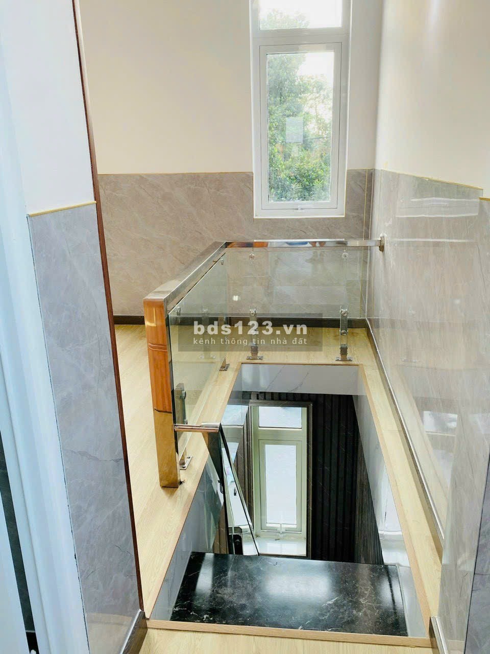 Cần bán nhà trệt lầu 1/Phan Đăng Lưu, Tân An giá rẻ lh 0384329615